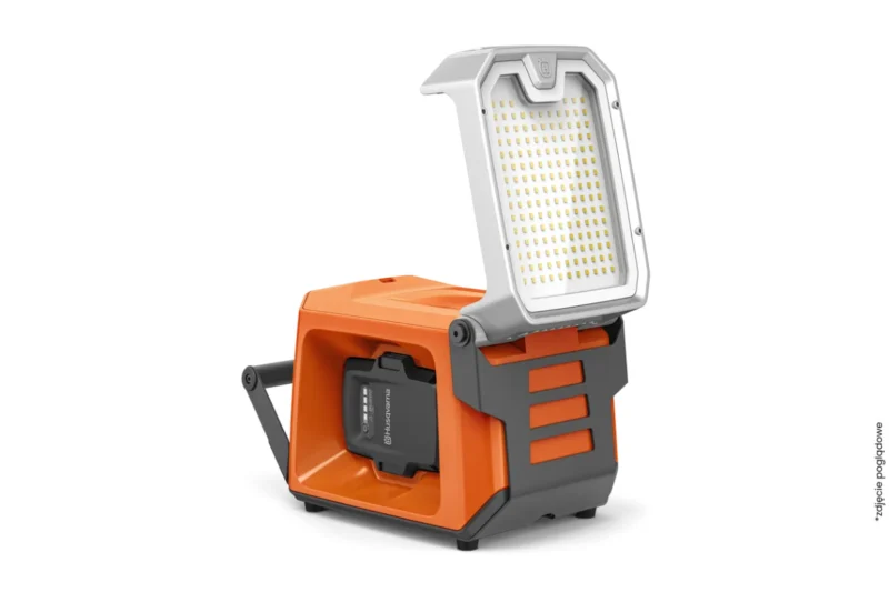 Akumulatorowa lampa robocza WL 8i