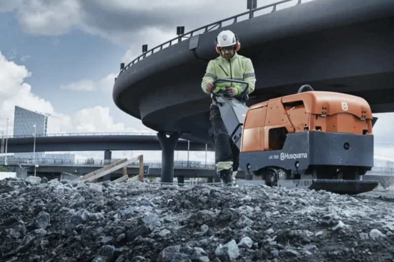 Zagęszczarka dwukierunkowa Husqvarna LH 700
