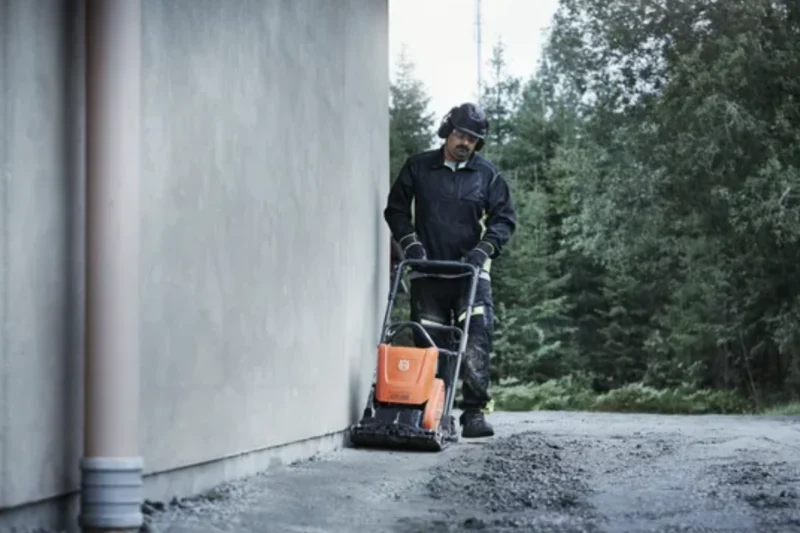 Zagęszczarka jednokierunkowa Husqvarna LF 80 L