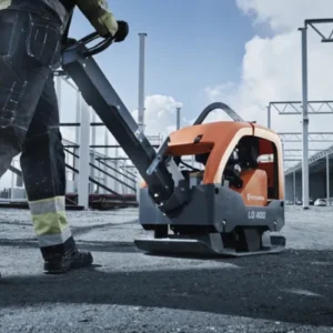 Zagęszczarka rewersowa Husqvarna LG 400