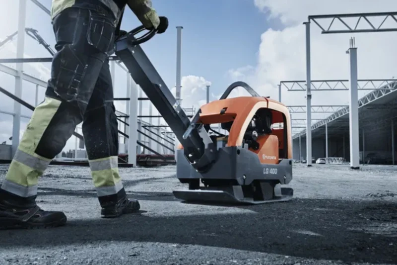 Zagęszczarka rewersowa Husqvarna LG 400