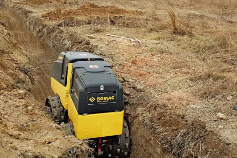 Walec uniwersalny BOMAG BMP 8500 (bez ekonomizera)