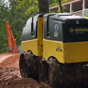 Walec uniwersalny BOMAG BMP 8500 (bez ekonomizera)