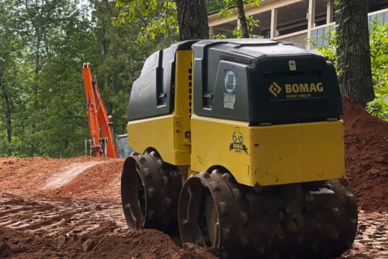 Walec uniwersalny BOMAG BMP 8500 (bez ekonomizera)