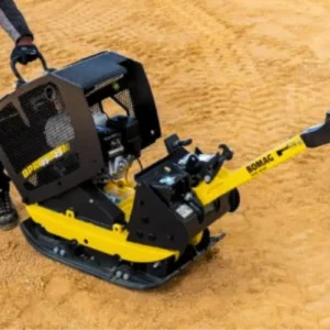 Dwukierunkowa zagęszczarka gruntu BOMAG BPR 45/45