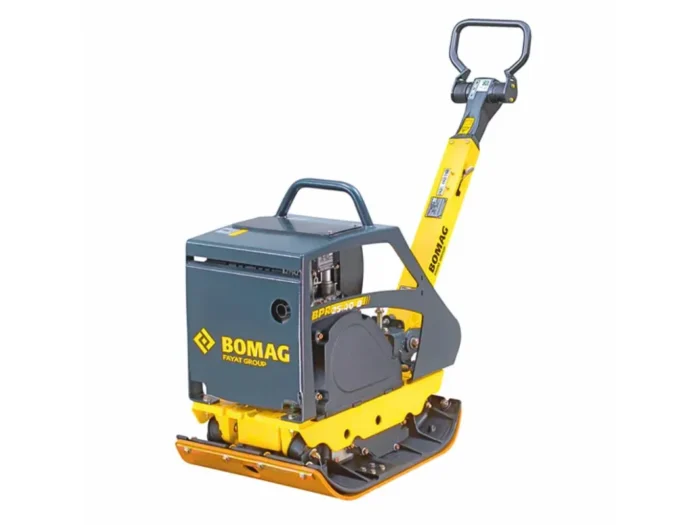 Rewersyjna zagęszczarka gruntu BOMAG BPR 25/40 D