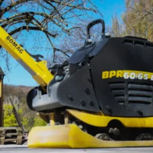 Dwukierunkowa zagęszczarka gruntu BOMAG BPR 60/65 D/E STONEGUARD
