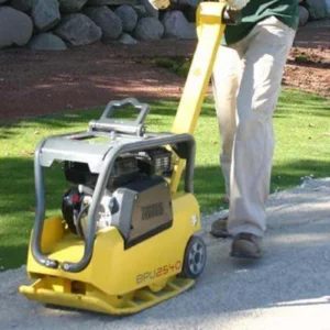 Dwukierunkowa zagęszczarka WACKER NEUSON BPU 2540 A