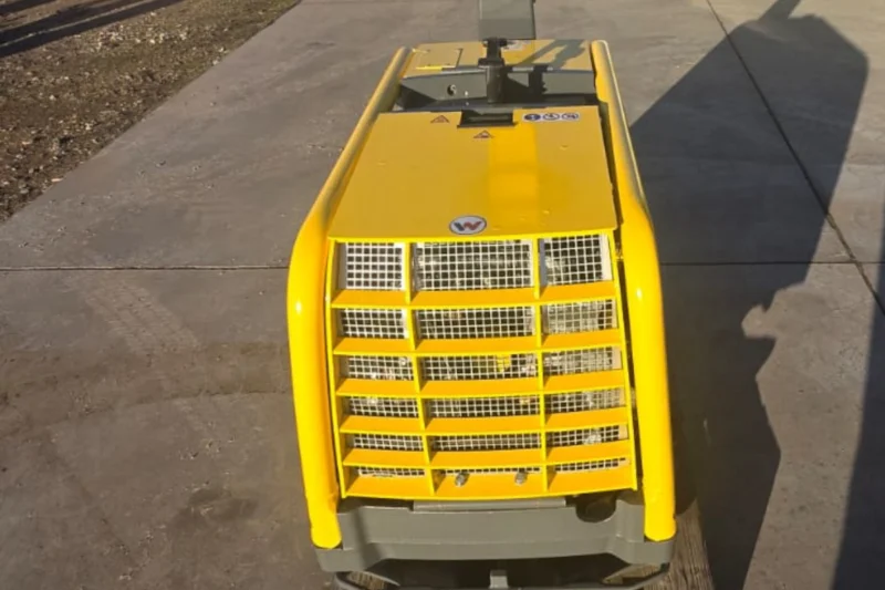 Dwukierunkowa zagęszczarka WACKER NEUSON DPU 80 Lem670