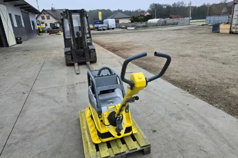 Zagęszczarka Wacker DPU 4045