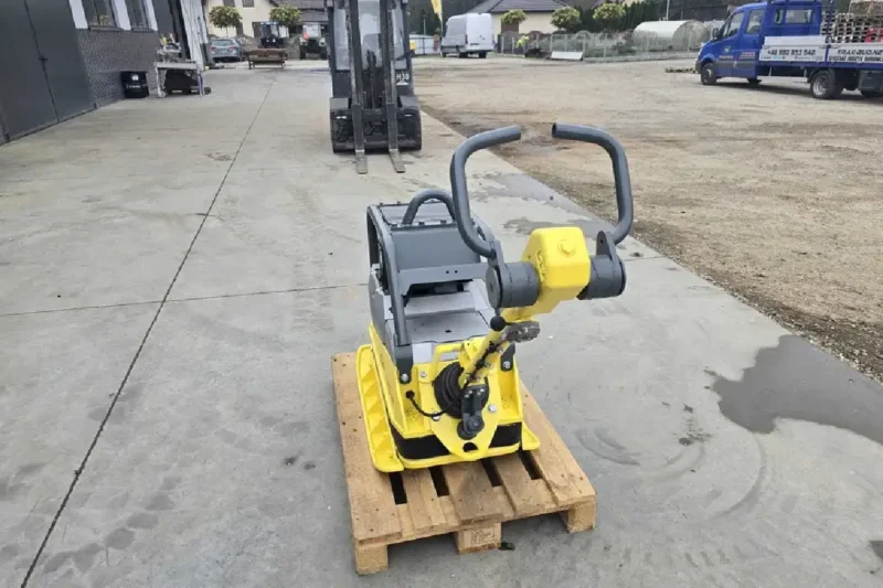 Zagęszczarka Wacker DPU 4045