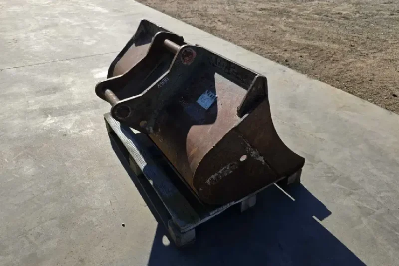 Łyżka skarpowa Wacker Neuson 136 cm