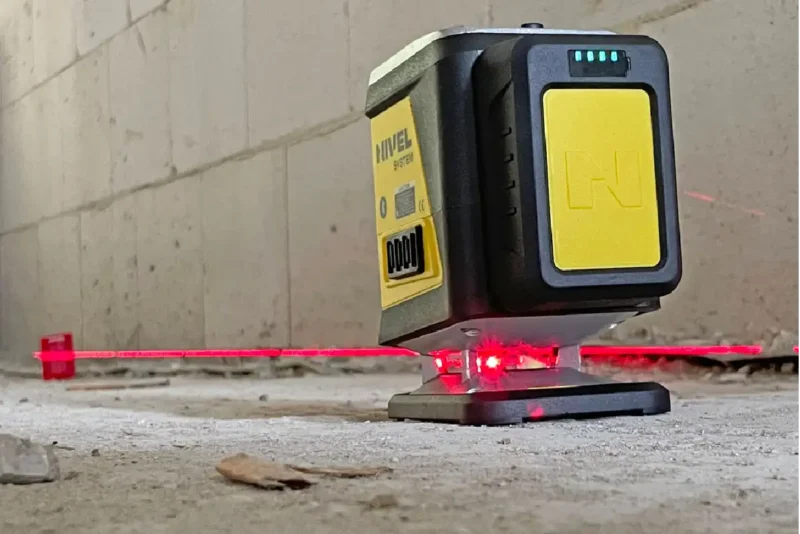 Laser krzyżowy CL2R NIVEL SYSTEM
