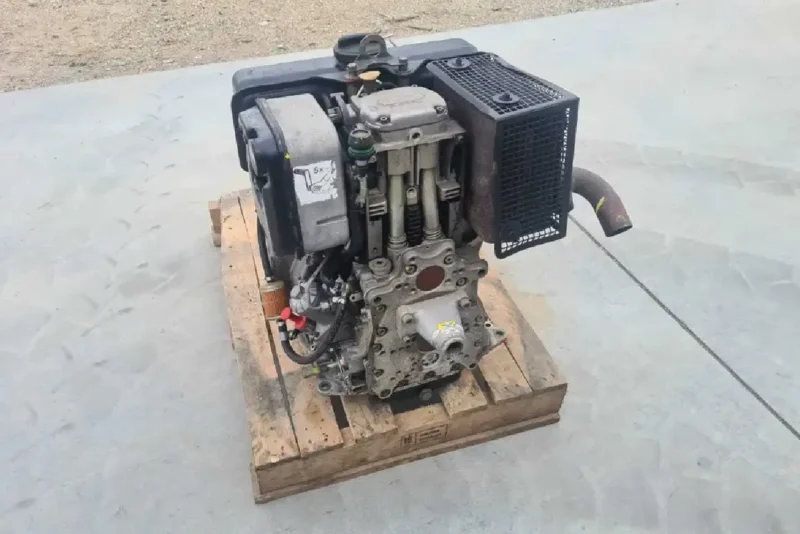 Silnik Hatz Supra 1D81Z 1D81S