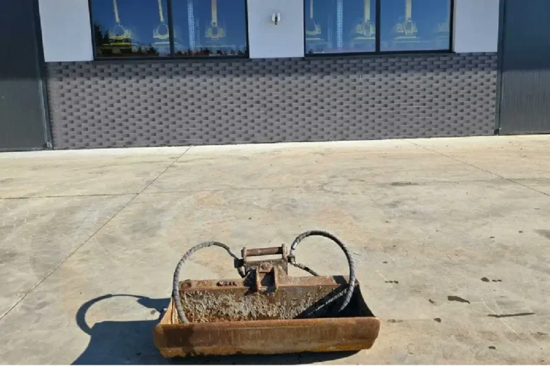 Łyżka skarpowa hydrauliczna Wacker Neuson 84 cm