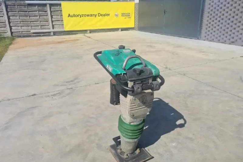 Zagęszczarka stopowa skoczek Wacker BS 600
