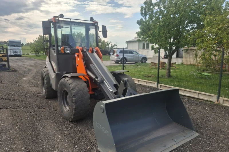 Ładowarka HITACHI ZW95