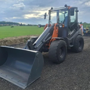 Ładowarka HITACHI ZW95