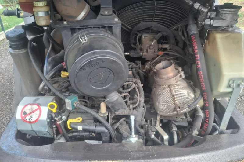 Ładowarka HITACHI ZW95
