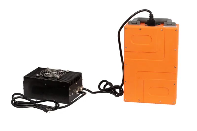 Wibrator plecakowy akumulatorowy Conmec CPV‑E Back Pack
