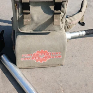 Wibrator plecakowy akumulatorowy Conmec CPV‑E Back Pack + buława 42mm wał 2m