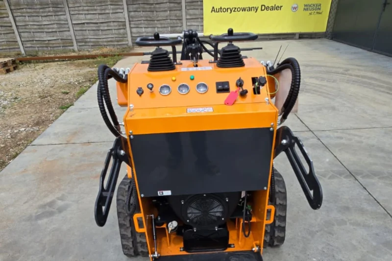 Mini ładowarka gąsienicowa Arteer QB-480