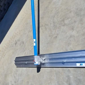 Aluminiowa listwa wygładzająca Beton Trowel Bullfloat BT350085 - 1500x200m + rury 3x1,8m