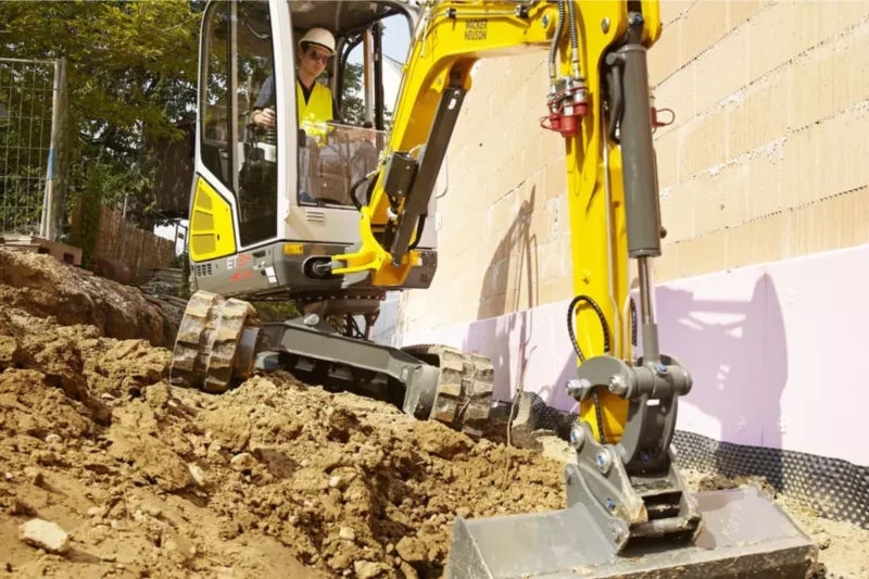 Koparka gąsienicowa WACKER NEUSON ET24 B