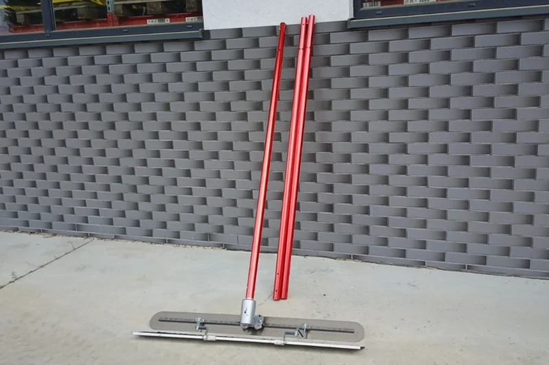 Listwa ze szczotką do betonu Beton Trowel BT750056 1,2m z rurami (3 x 1,8 m)