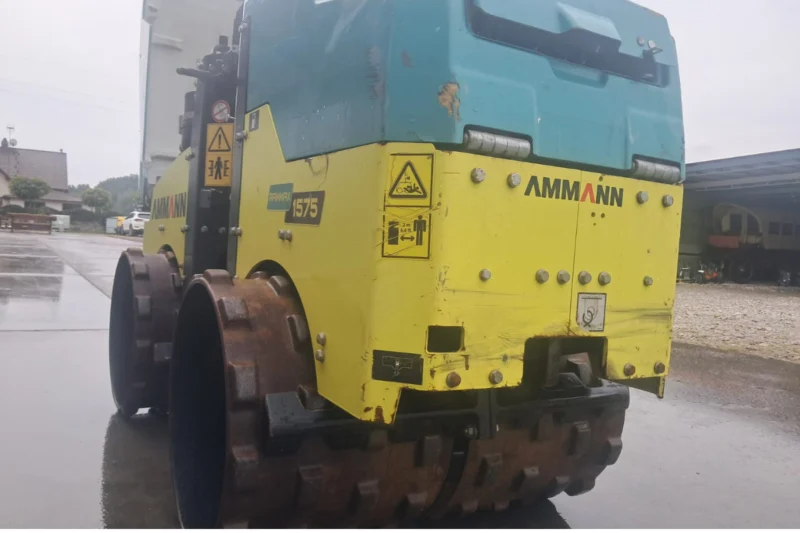 Mini walec okołkowany Ammann RAMMAX 1575