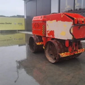 Mini walec okołkowany WACKER RT820/HT