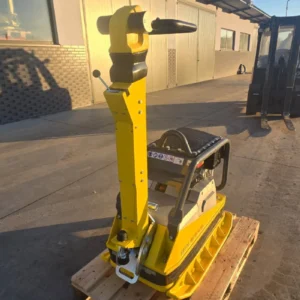 Dwukierunkowa zagęszczarka WACKER NEUSON DPU 5545 A