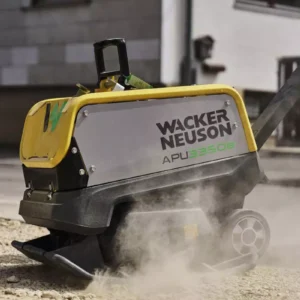 Zagęszczarka akumulatorowa rewersyjna WACKER NEUSON APU 3050E