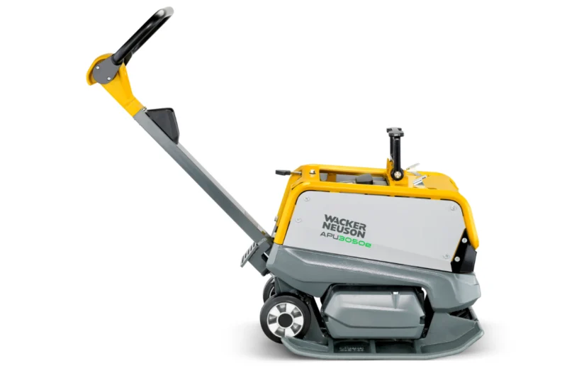 Zagęszczarka akumulatorowa rewersyjna WACKER NEUSON APU 3050E