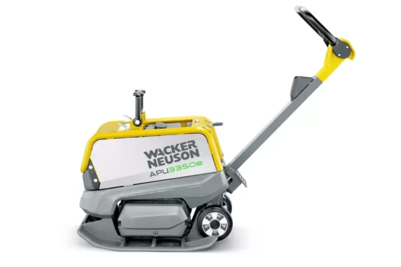 Zagęszczarka akumulatorowa rewersyjna WACKER NEUSON APU 3050E