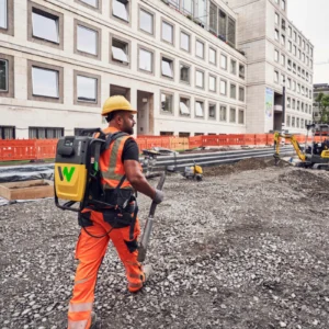 Wibrator plecakowy do betonu WACKER NEUSON ACBe