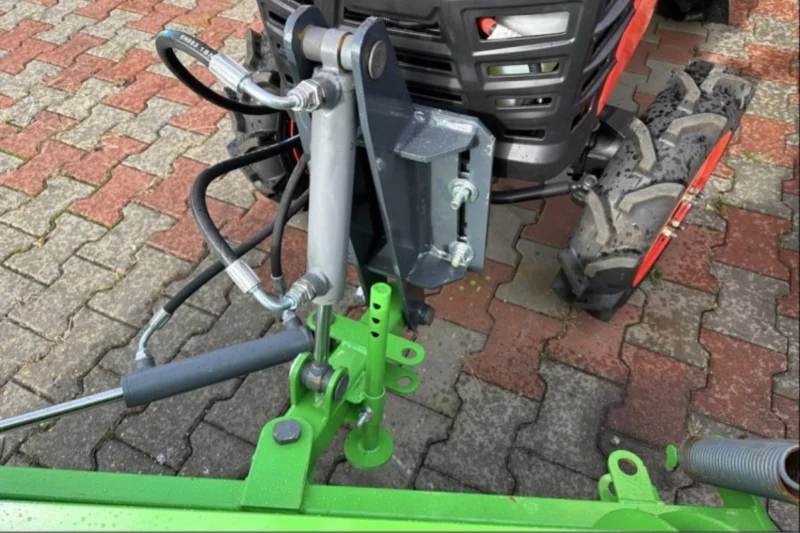 Mini ciągnik rolniczy CRONA CR254 25KM + Pług hydrauliczny CR26