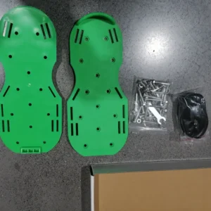 Buty do wylewek i posadzek samopoziomujących z kolcami
