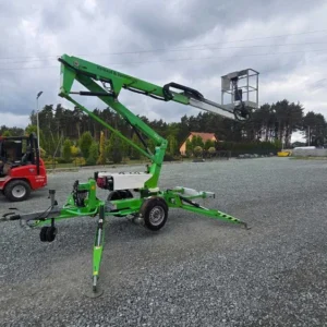 Podnośnik koszowy na przyczepie NiftyLift 120T