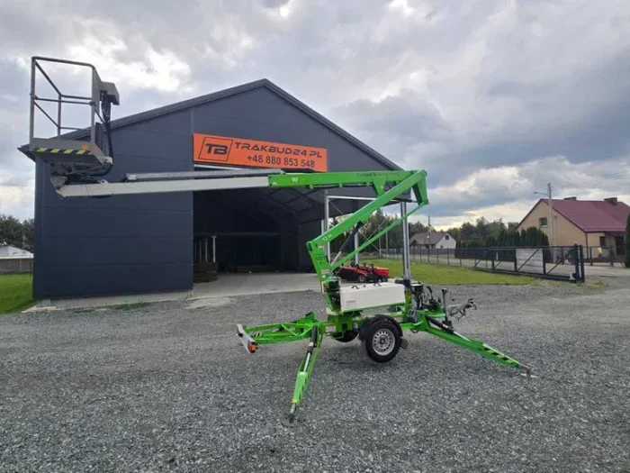 Podnośnik koszowy na przyczepie NiftyLift 120T