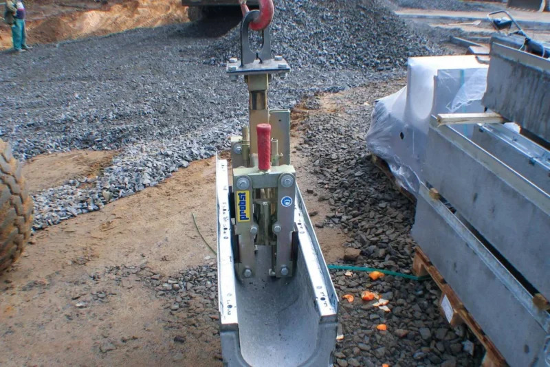 Chwytak do koryt kablowych Probst KKV-200 | 500 kg, mechaniczny